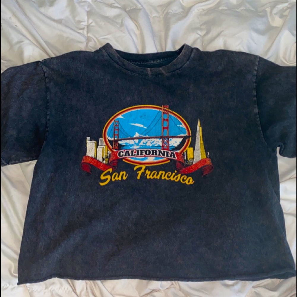 SF Cropped shirt